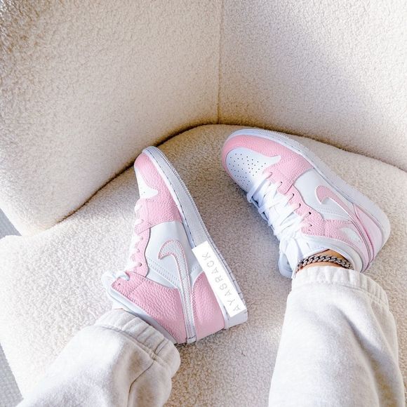 Jordan Shoes - Air Jordan 1 mid
